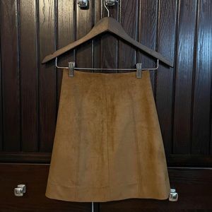 Aritiza Babaton suede skirt